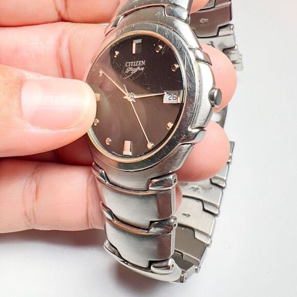 Y2K Citizen’s Elegance Silver Sleek Link Watch - Men’s - Picture 3 of 6